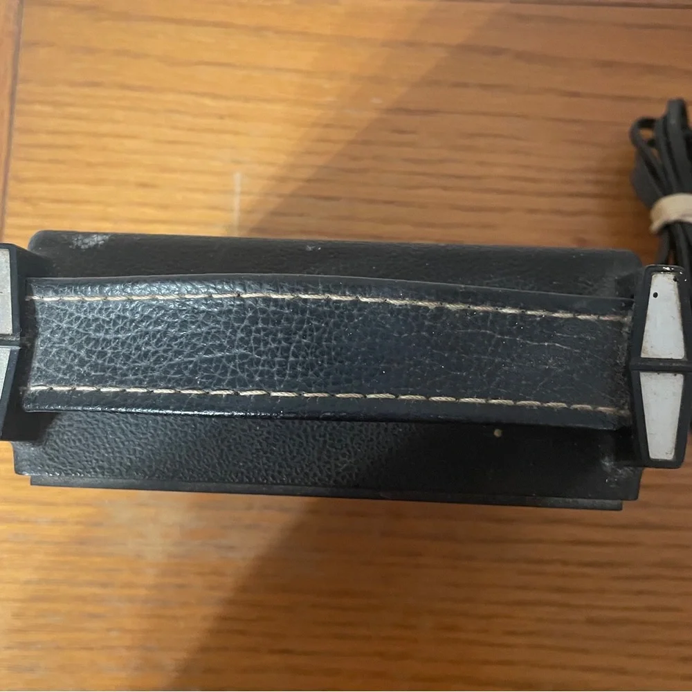 VINTAGE GE AM/FM RADIO - Picture 5 of 6